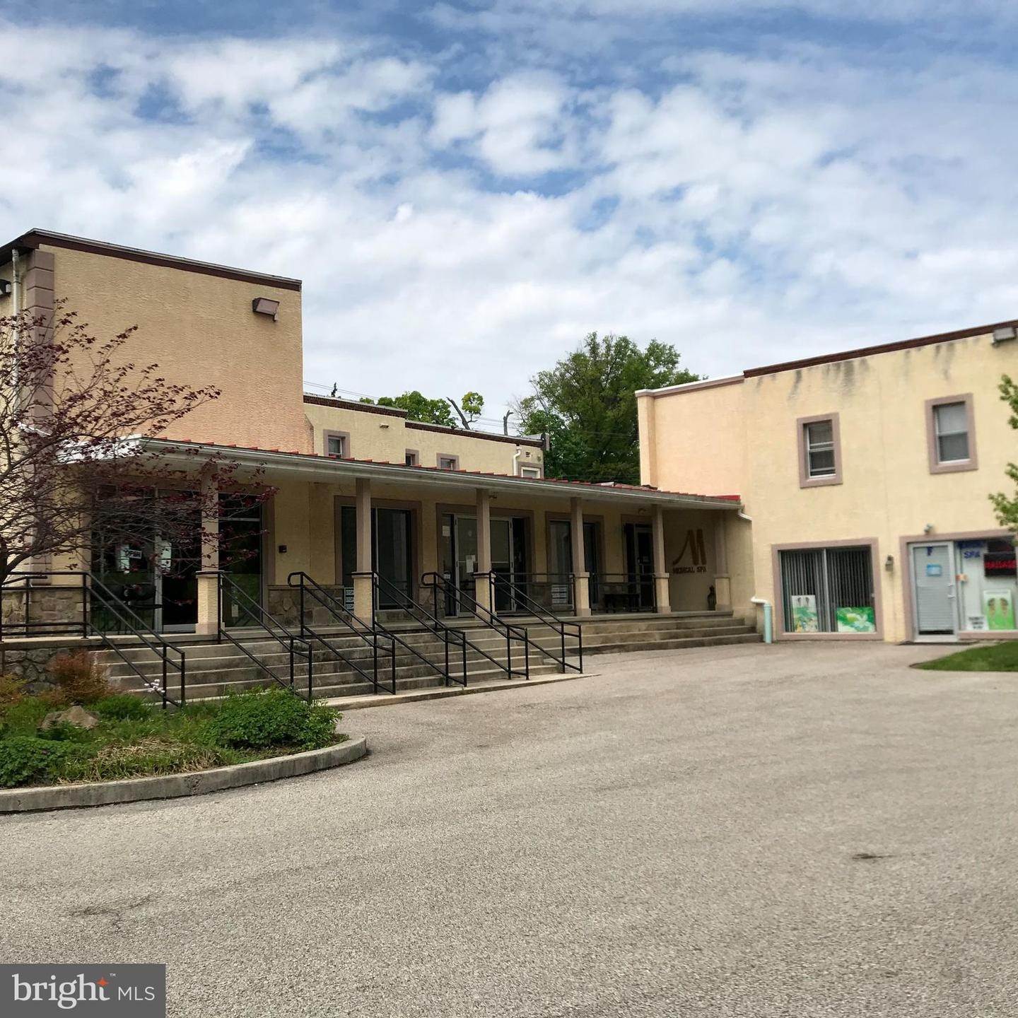 6. Commercial for Sale at 2940 DEKALB PIKE Norristown, Pennsylvania 19401 United States