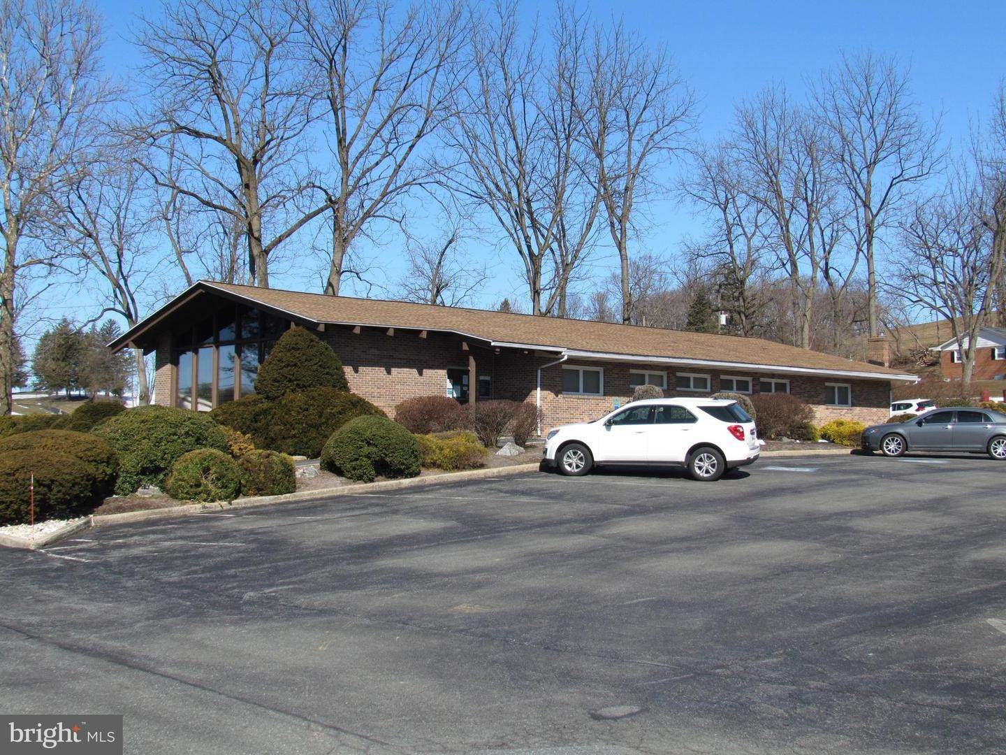 3. Commercial for Sale at 1137 W PENN Avenue Womelsdorf, Pennsylvania 19567 United States