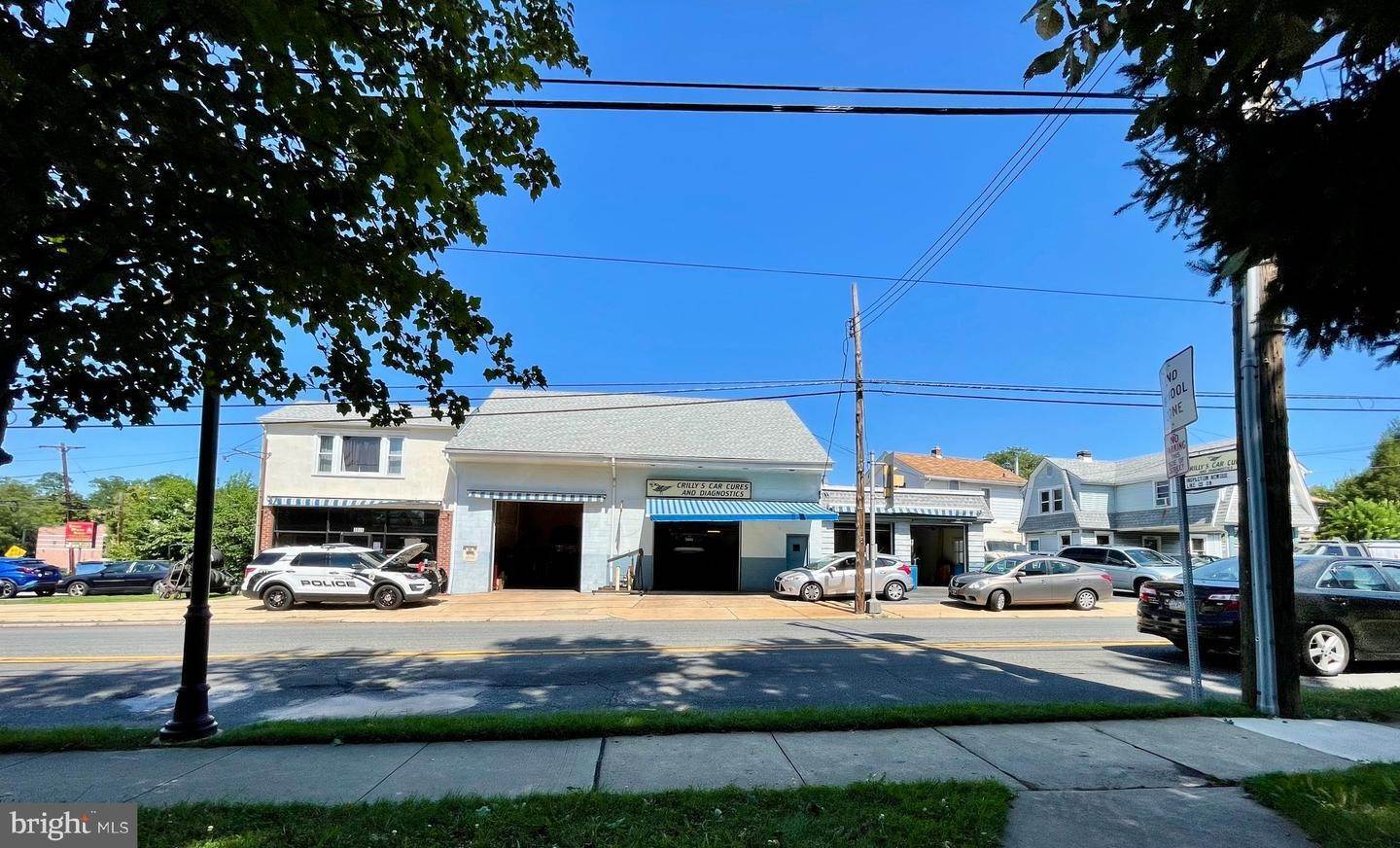 Commercial for Sale at 3005 & 3001 EDGMONT Avenue Brookhaven, Pennsylvania 19015 United States