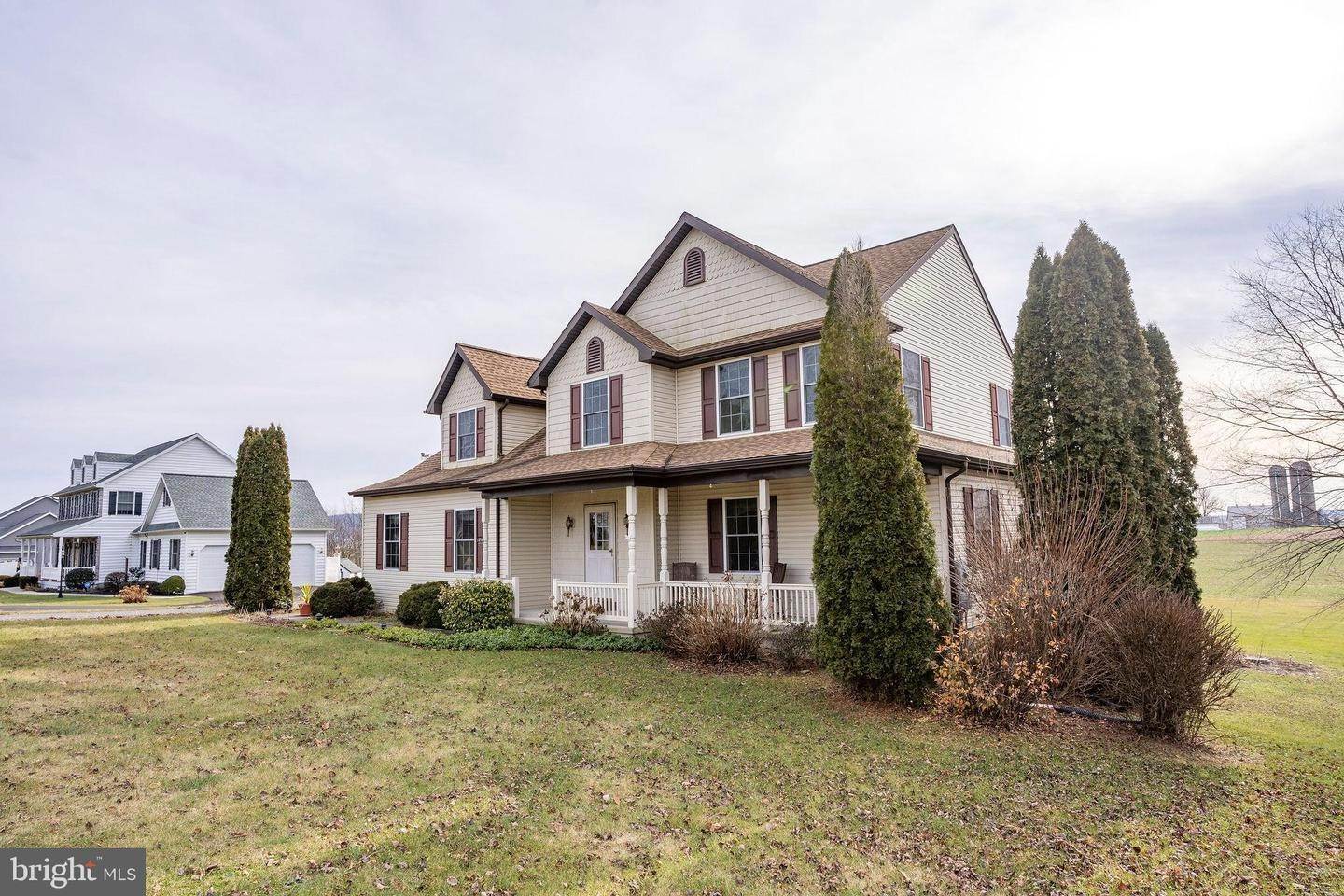 2. Residential for Sale at 108 COUNTRY Lane Richland, Pennsylvania 17087 United States