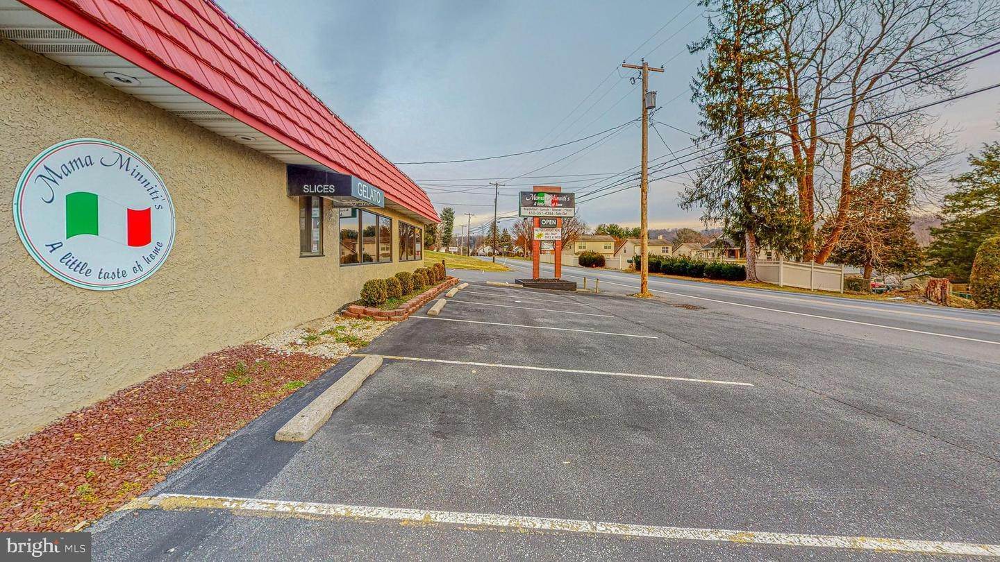 5. Commercial for Sale at 1701 E SUSQUEHANNA Street Allentown, Pennsylvania 18103 United States