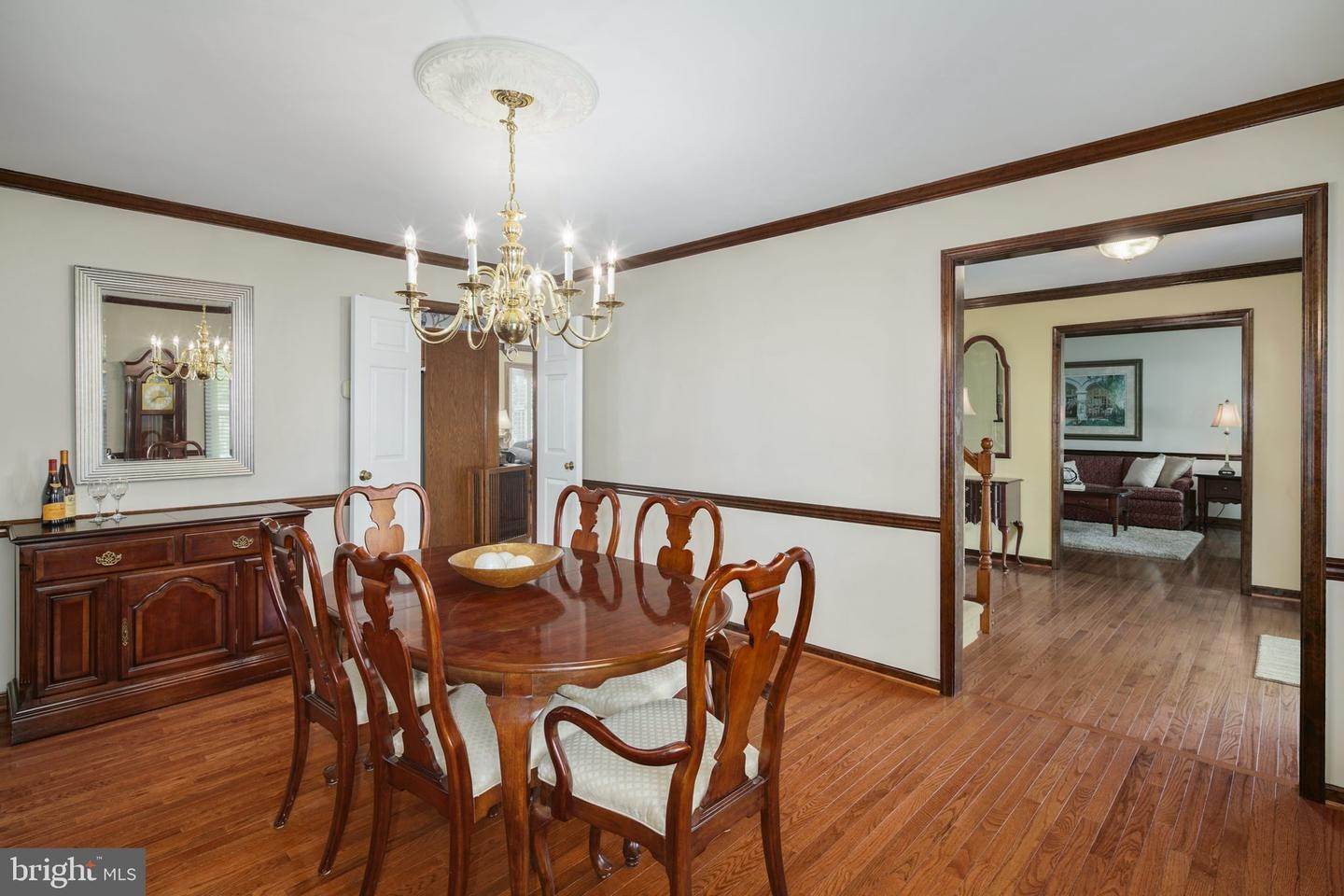 7. Residential for Sale at 2110 CANTERBURY Lane Jamison, Pennsylvania 18929 United States