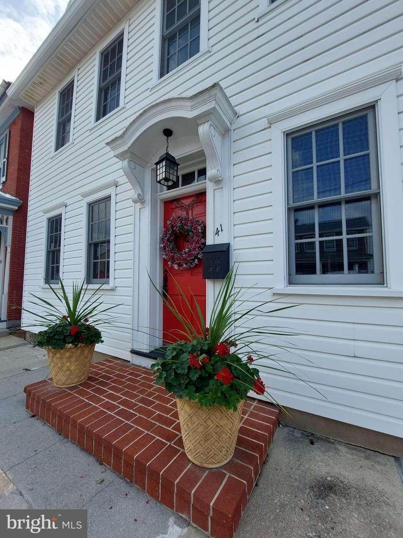 Residential for Sale at 41 W MAIN Street Hummelstown, Pennsylvania 17036 United States