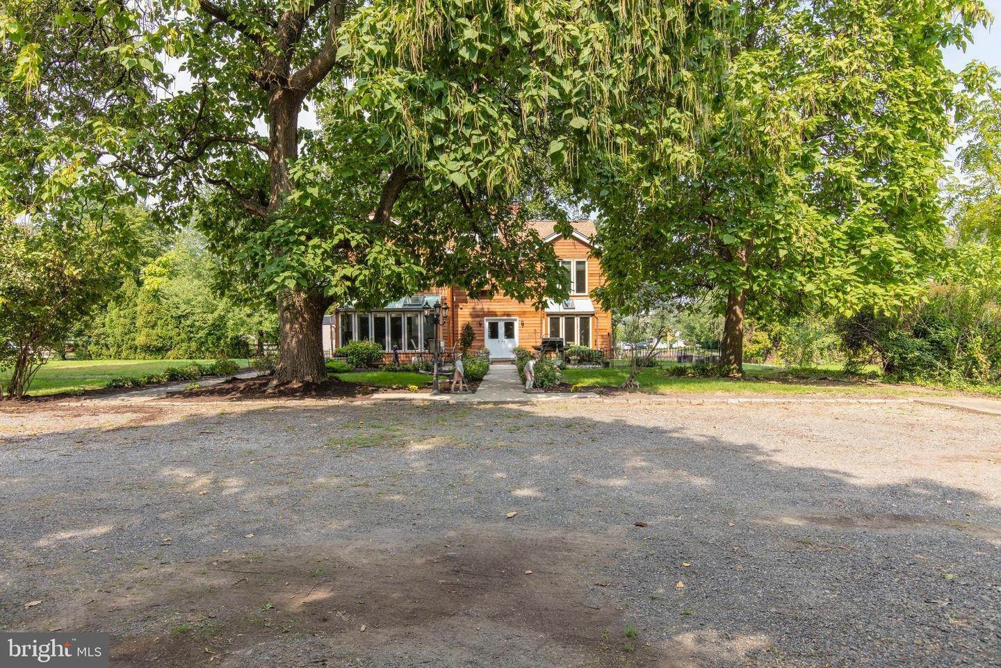 9. Residential for Sale at 276 STUMP Road North Wales, Pennsylvania 19454 United States
