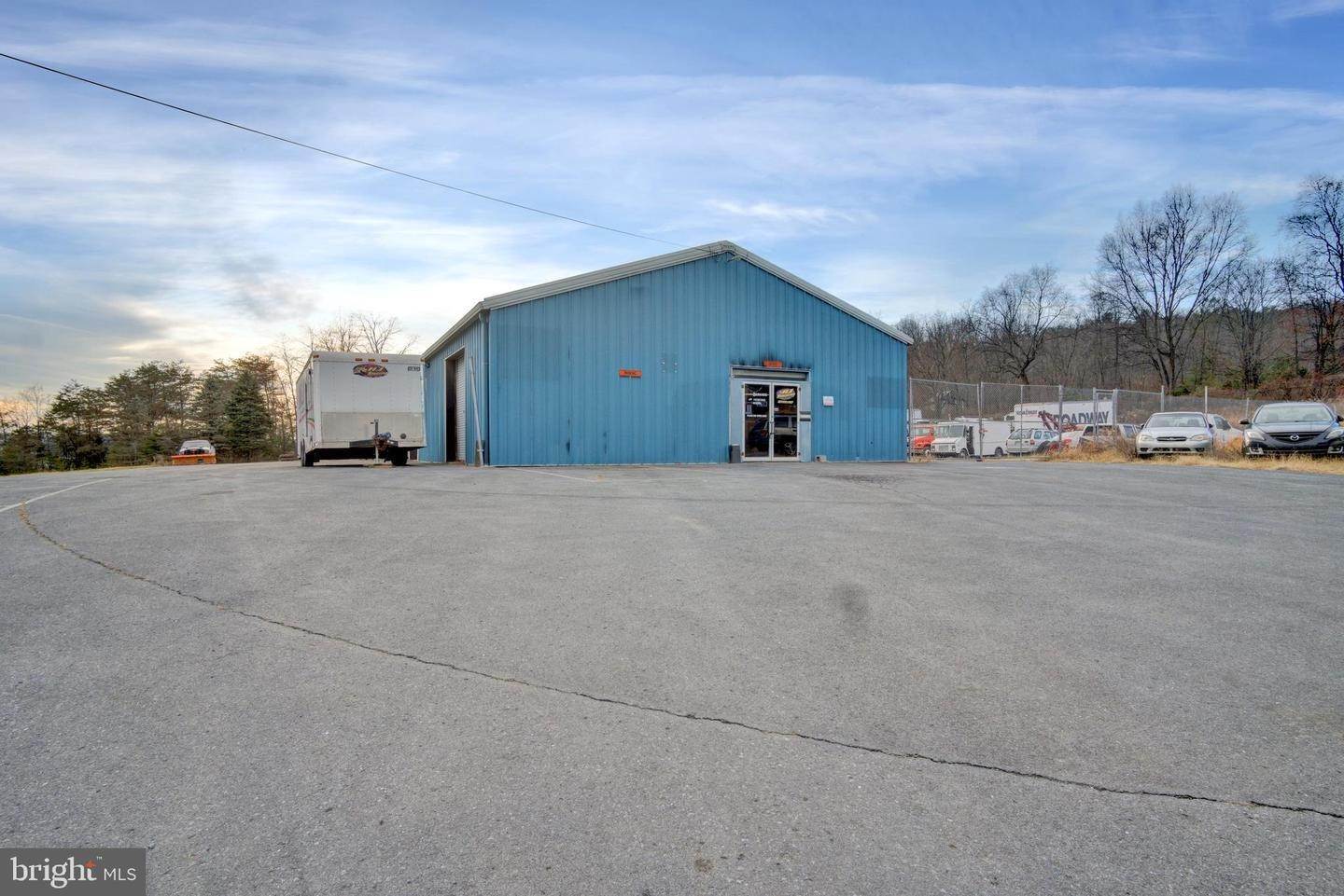 5. Commercial for Sale at 7340 SPRING Road Shermans Dale, Pennsylvania 17090 United States