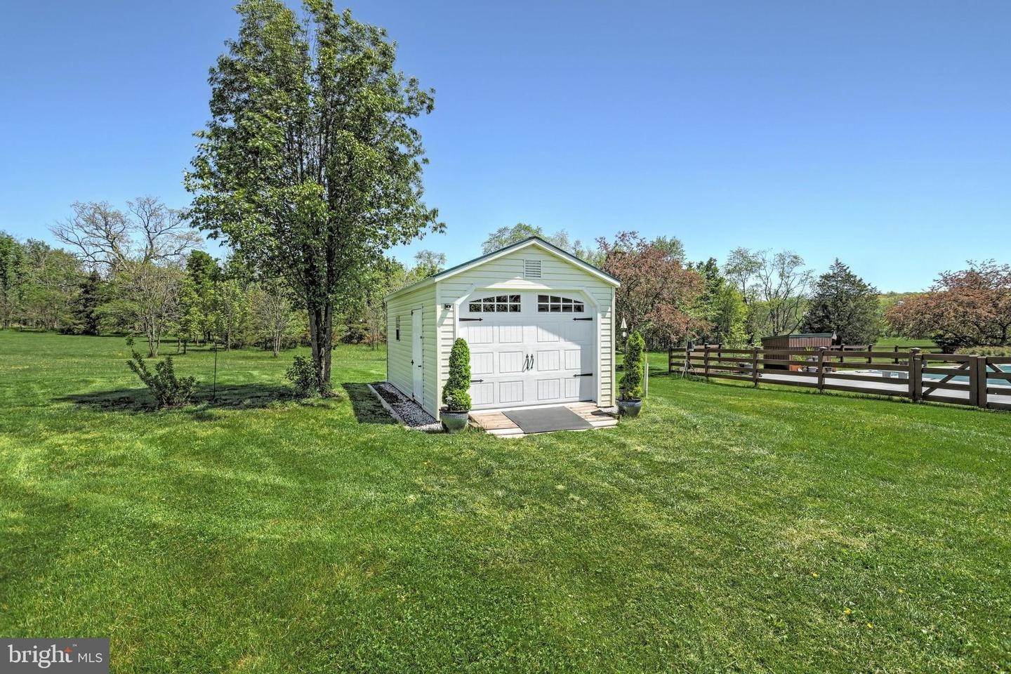 6. Residential for Sale at 399 PUMPING STATION Road Gettysburg, Pennsylvania 17325 United States