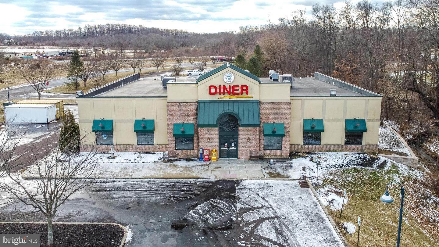 Commercial for Sale at 1907 JOHN FRIES HWY Quakertown, Pennsylvania 18951 United States