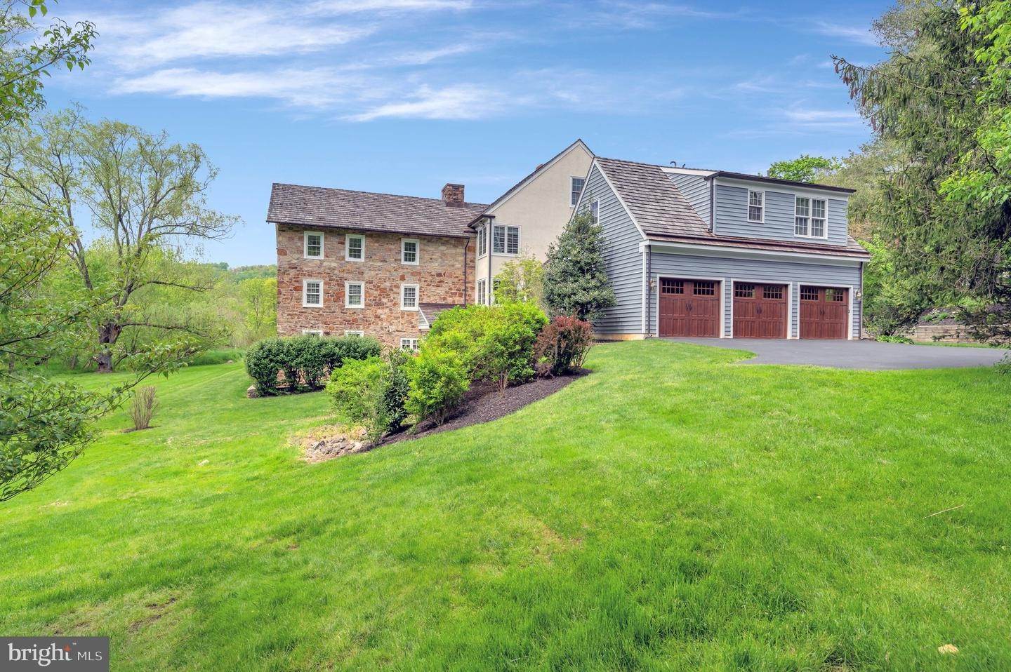 3. Residential for Sale at 1532 OVERLOOK Place Malvern, Pennsylvania 19355 United States