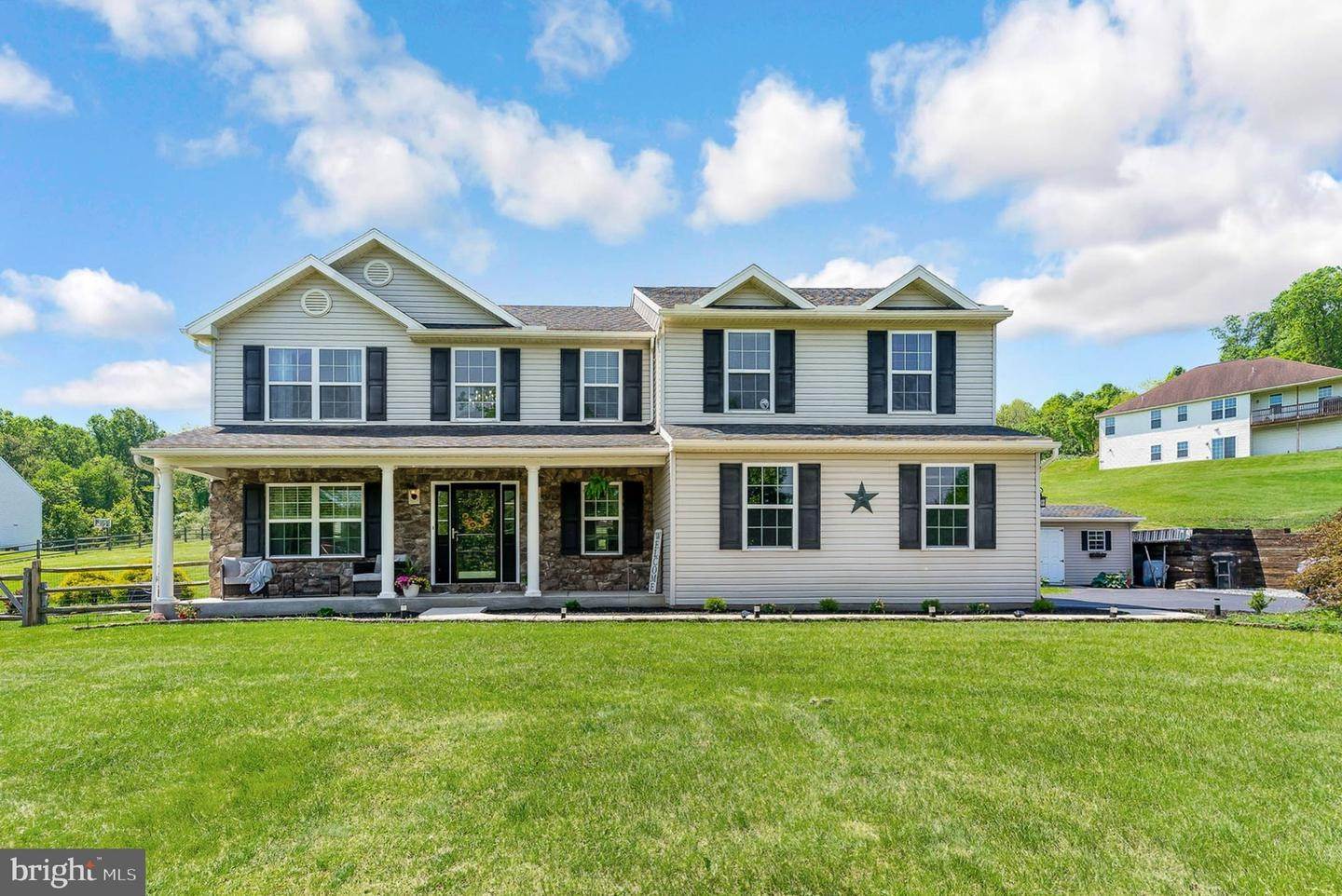 住宅 為 出售 在 286 WHITE BEAR Road Birdsboro, 賓夕法尼亞州 19508 美國