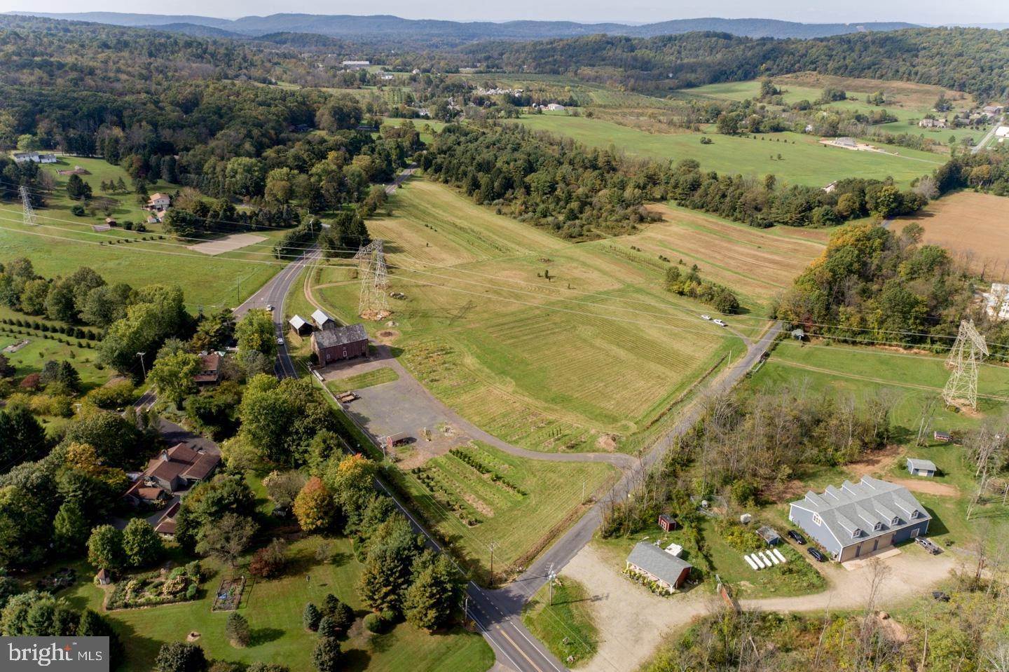 1. Farm for Sale at 3016 MOYER Road Hellertown, Pennsylvania 18055 United States