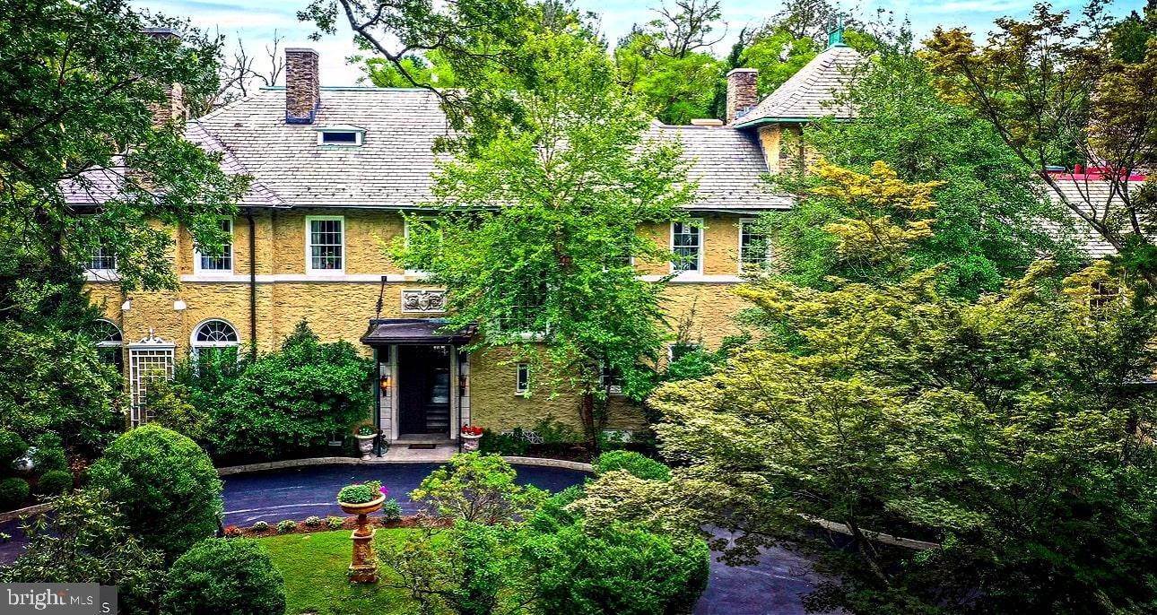 Residential for Sale at 21 SHANNON Circle Bryn Mawr, Pennsylvania 19010 United States