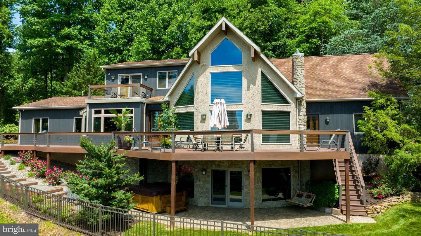 Residential for Sale at 1076 SHEEP HILL Road New Holland, Pennsylvania 17557 United States