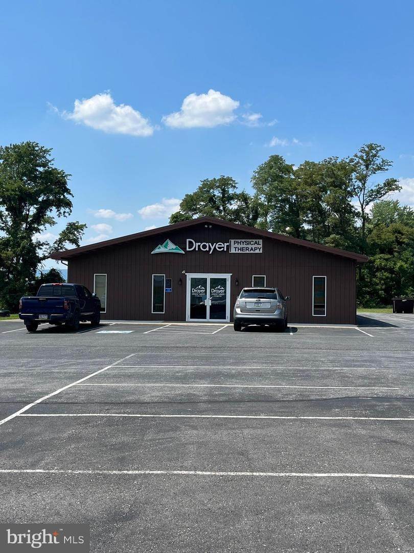 Commercial for Sale at 55 W SHORTCUT Road Newport, Pennsylvania 17074 United States