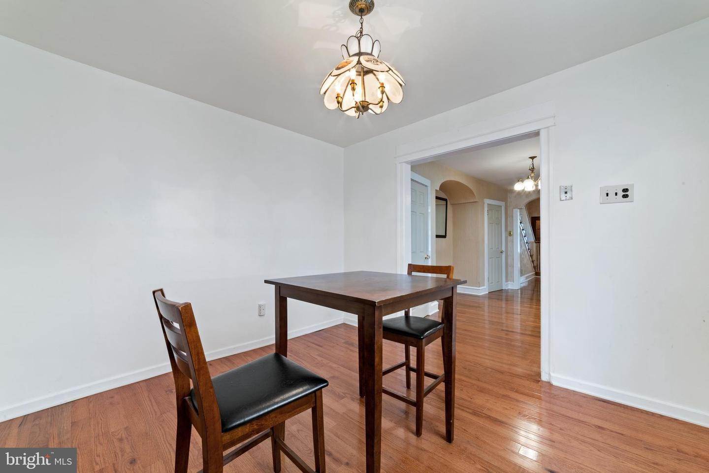 15. Residential for Sale at 1627 S 13TH Street Philadelphia, Pennsylvania 19148 United States