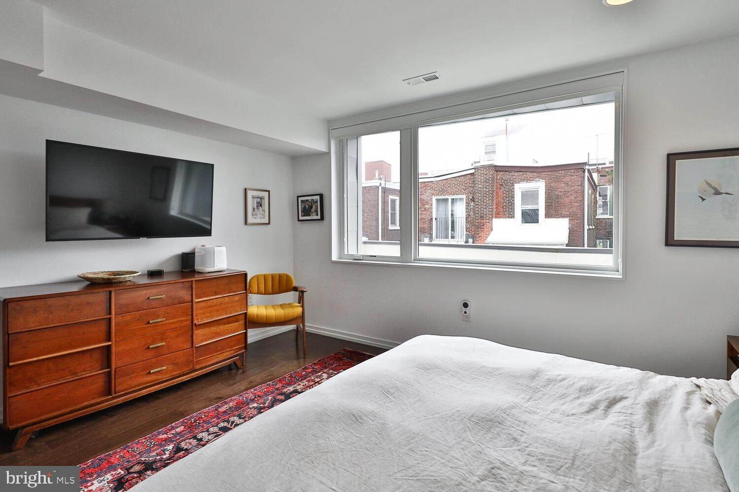 15. Residential for Sale at 608 N GALLOWAY ST #F Philadelphia, Pennsylvania 19123 United States