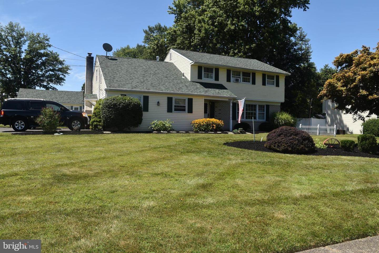 18. Residential for Sale at 507 CATHERINE WAY Hatboro, Pennsylvania 19040 United States