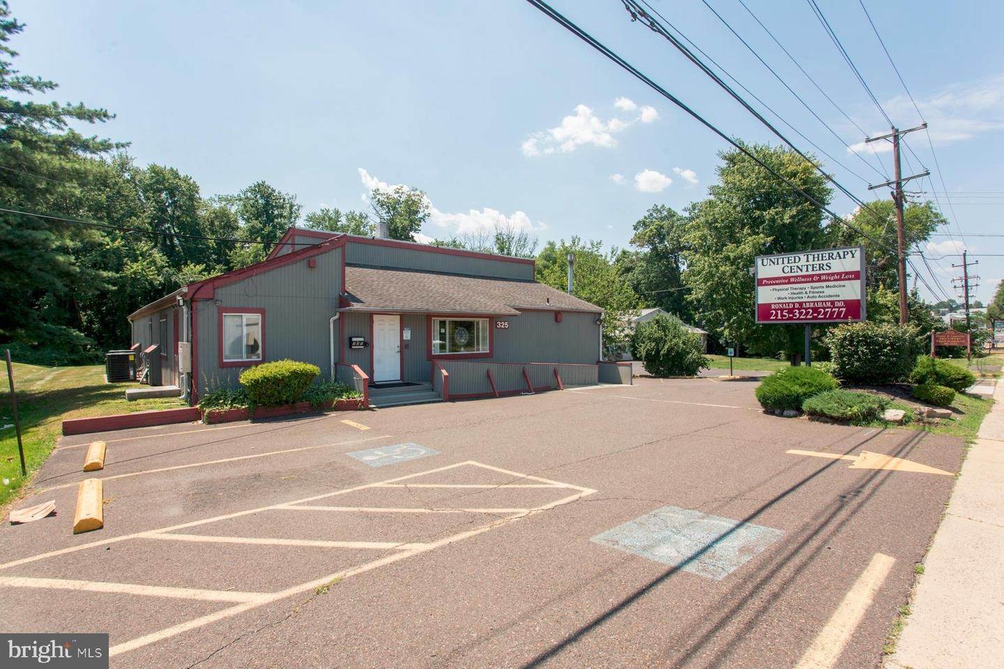 4. Commercial for Sale at 325 STREET Road Feasterville Trevose, Pennsylvania 19053 United States