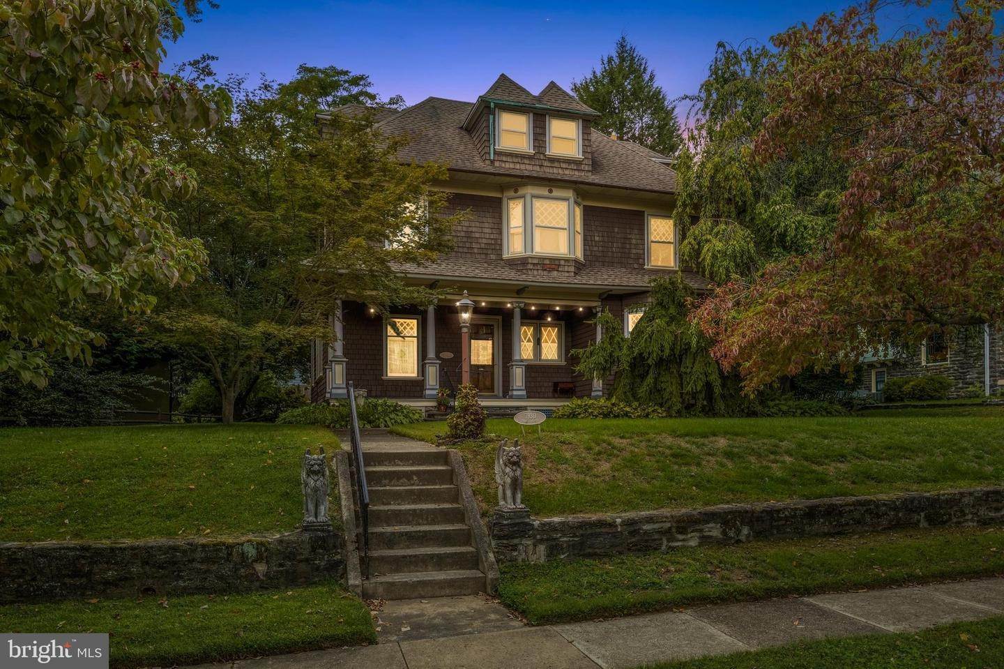 住宅 为 销售 在 7930 PARK Avenue 埃尔金斯帕克, 宾夕法尼亚州 19027 美国