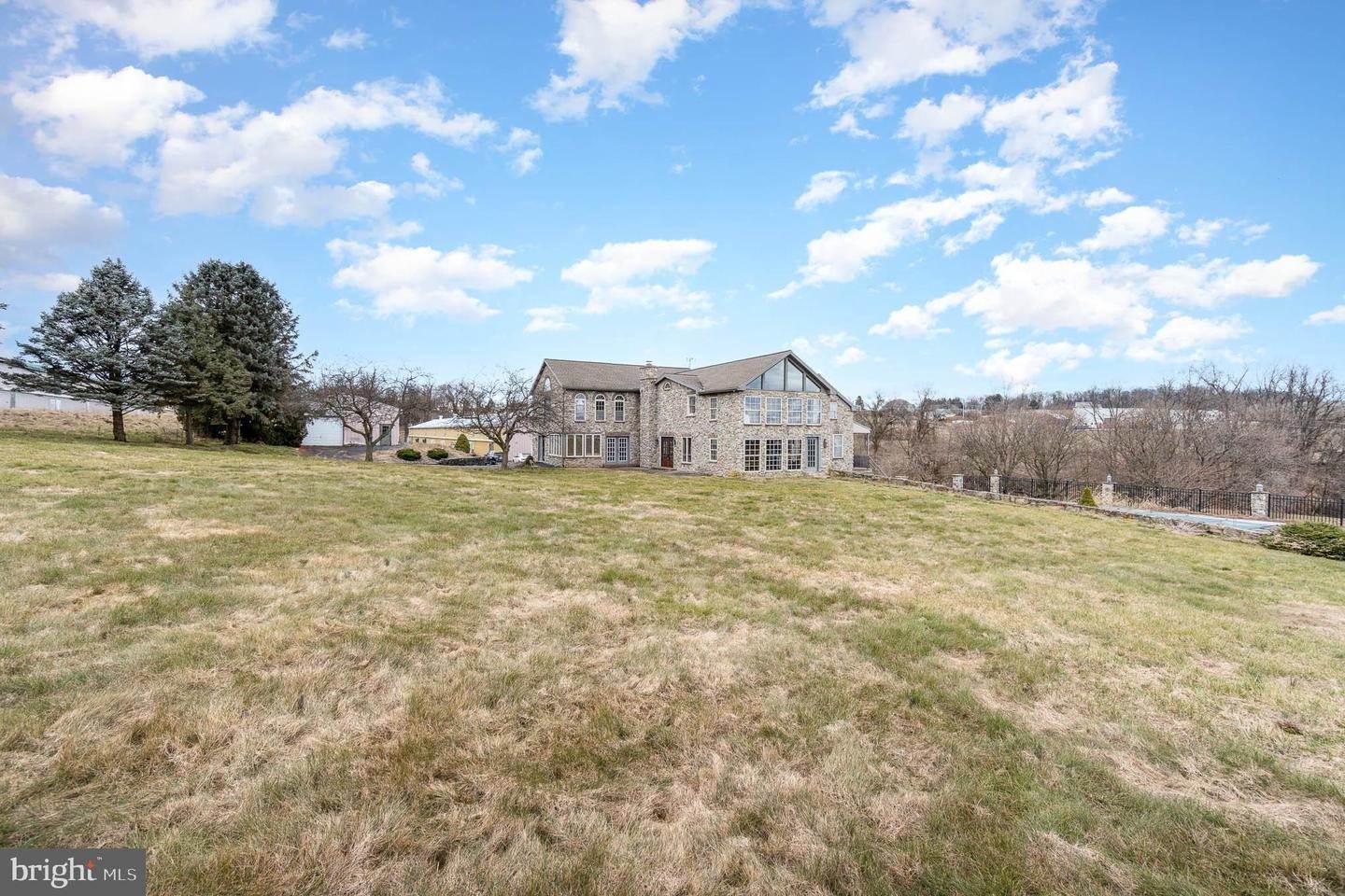 Residential for Sale at 195 SHAW Road Windsor, Pennsylvania 17366 United States
