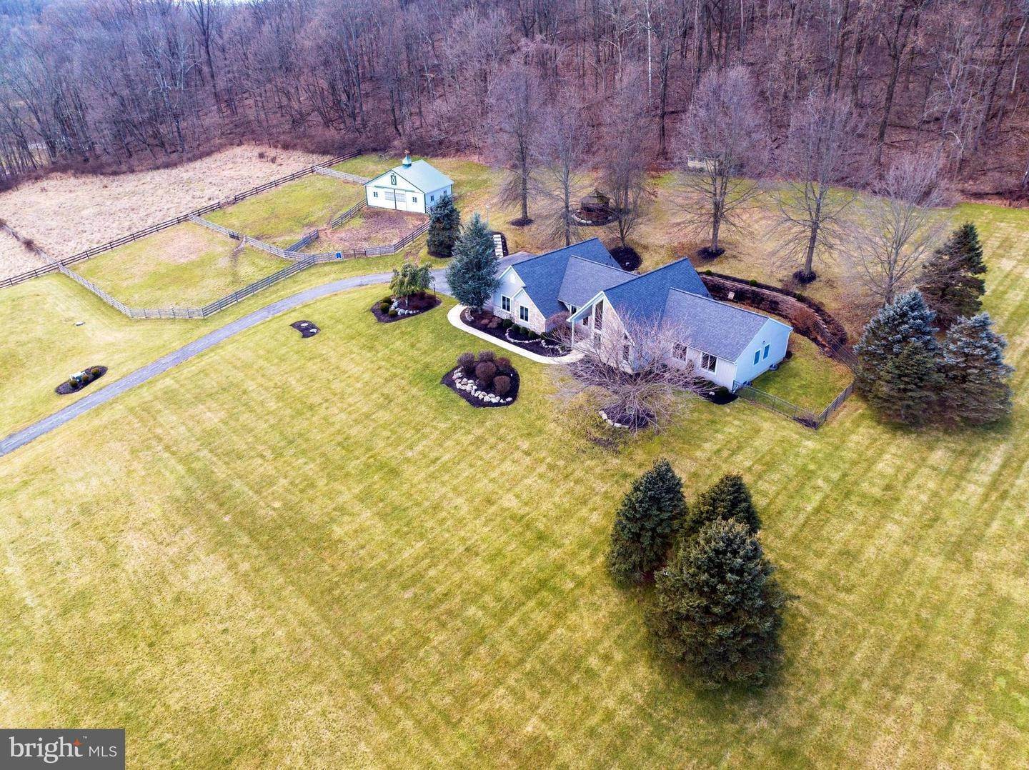 3. Residential for Sale at 106 GRESHVILLE Road Boyertown, Pennsylvania 19512 United States