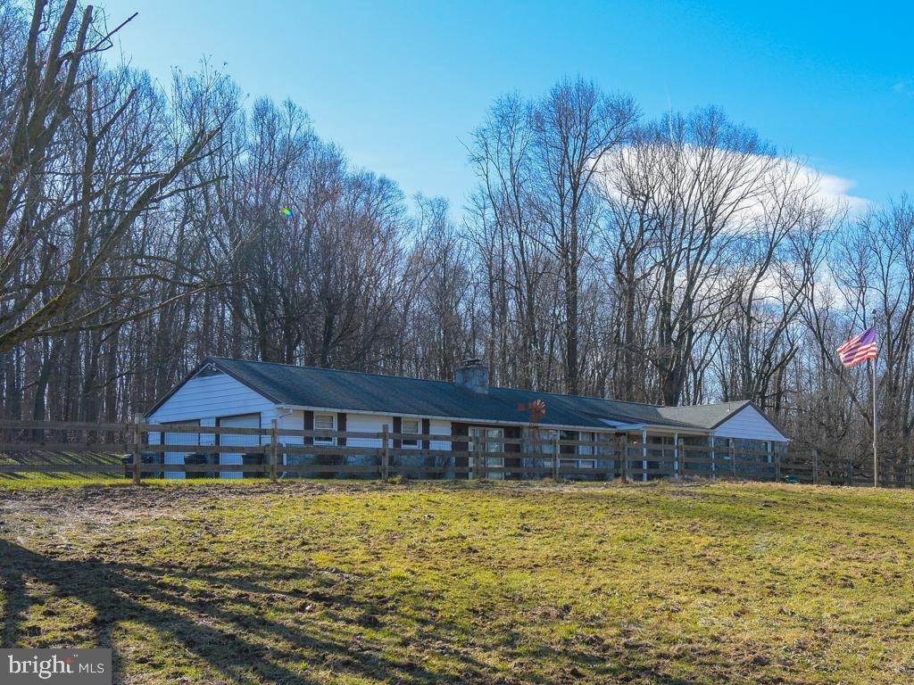 Residential for Sale at 121 CHURCH Road Elverson, Pennsylvania 19520 United States