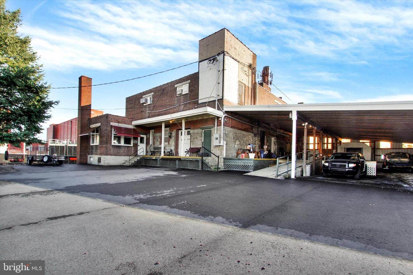 Commercial for Sale at 240 GRANT STREET Chambersburg, Pennsylvania 17201 United States