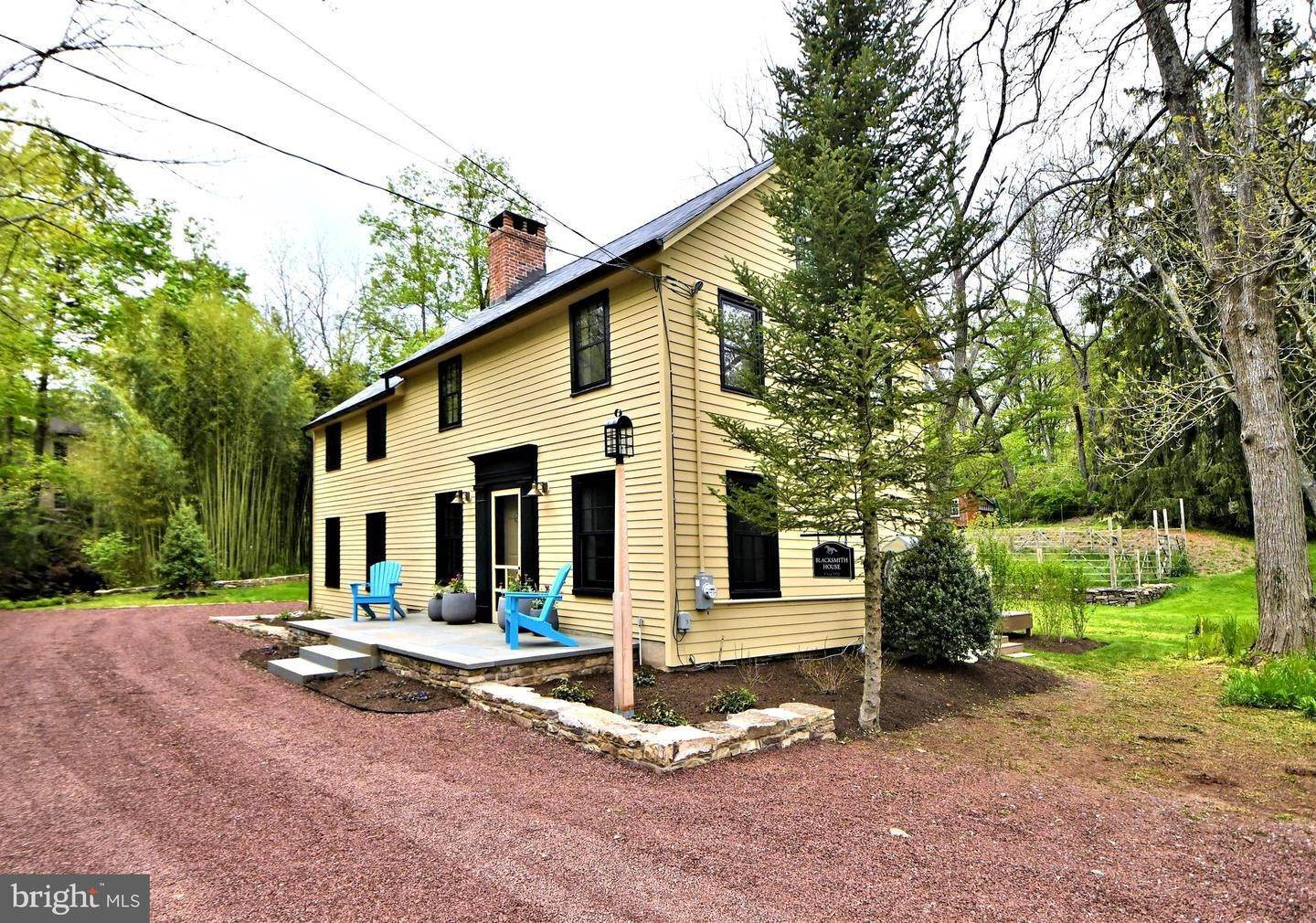 住宅 為 出售 在 6163 CARVERSVILLE Road Carversville, 賓夕法尼亞州 18913 美國
