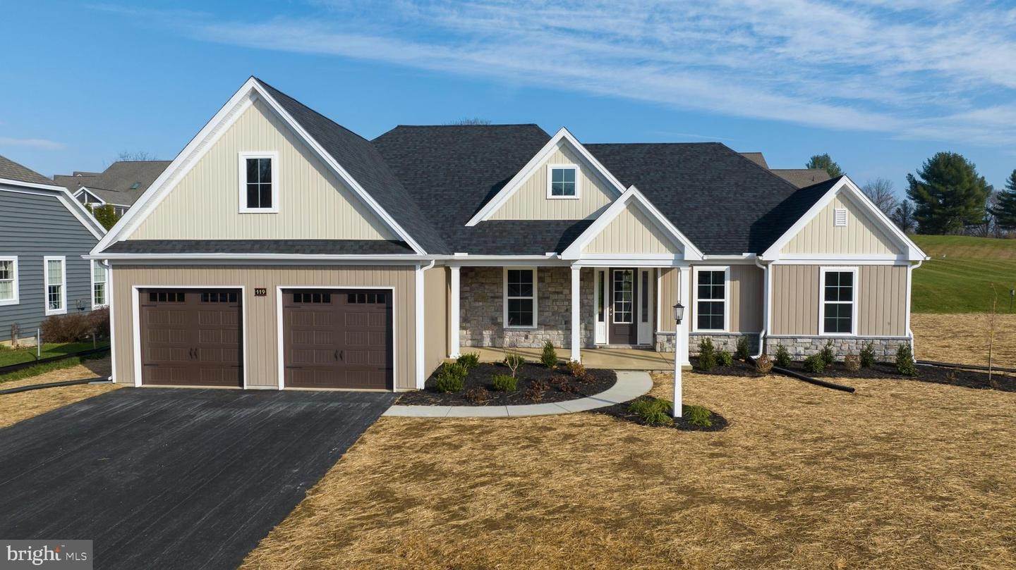住宅 為 出售 在 119 STILLCREEK RD #55 Millersville, 賓夕法尼亞州 17551 美國