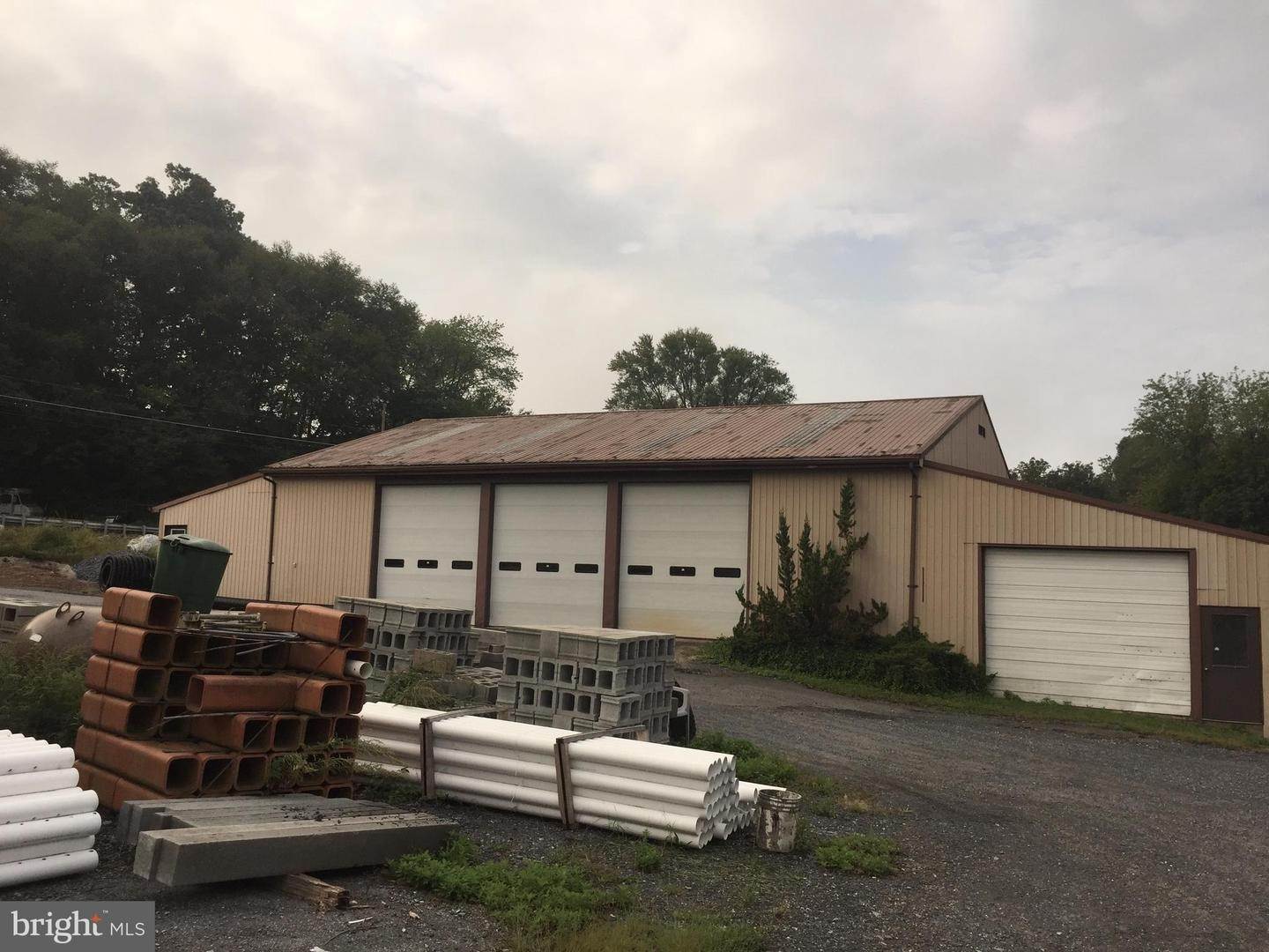 9. Commercial for Sale at 85 N RIDGE Road Reinholds, Pennsylvania 17569 United States