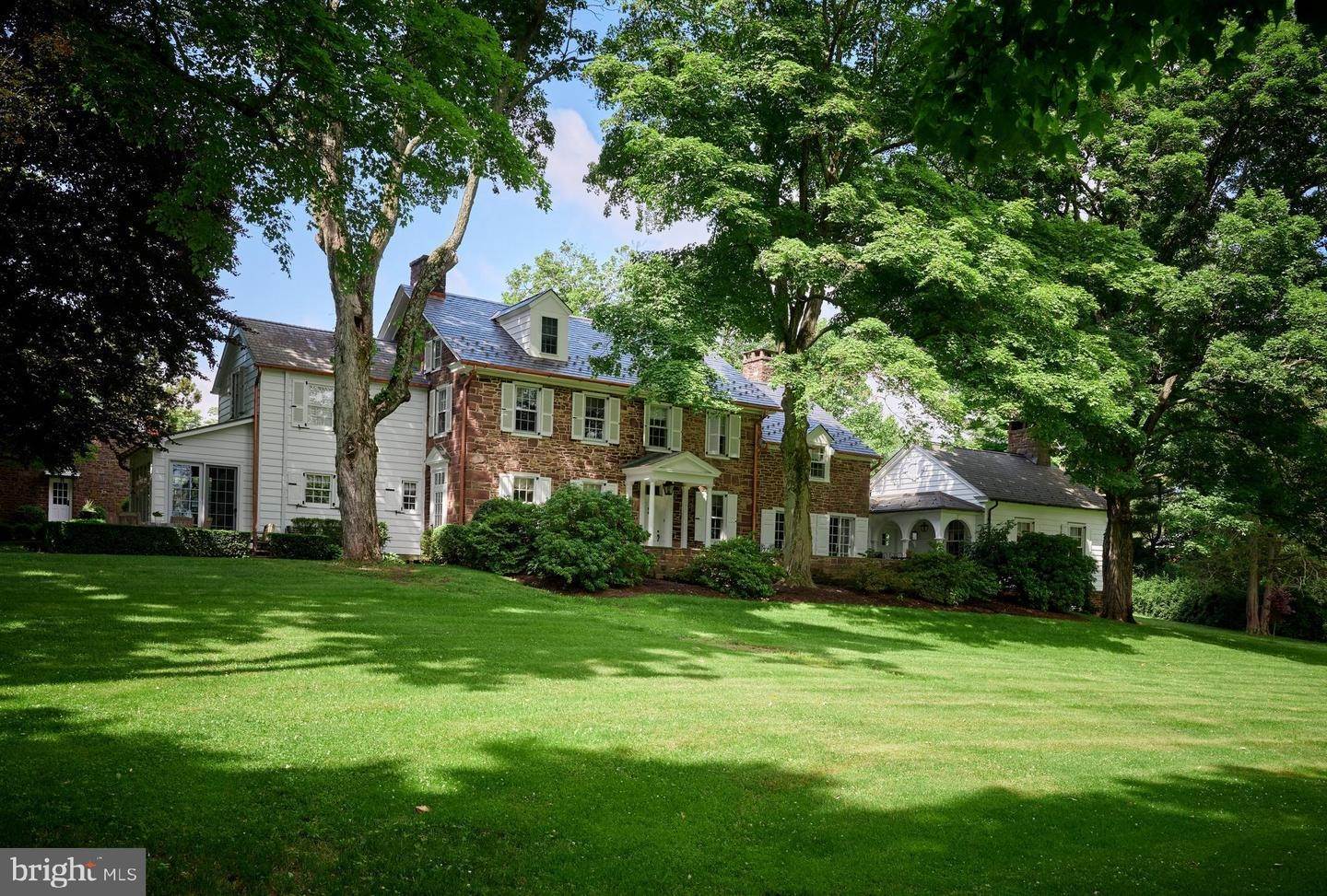 住宅 為 出售 在 6398 DURHAM Road Pipersville, 賓夕法尼亞州 18947 美國