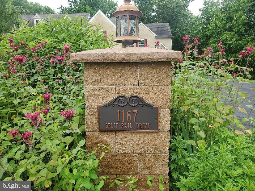 Residencial por un Venta en 1167 SPLIT RAIL Drive Garnet Valley, Pennsylvania 19060 Estados Unidos
