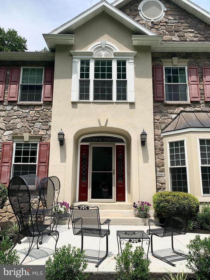 3. Residential for Sale at 2201 GLENSPRING Lane Broomall, Pennsylvania 19008 United States