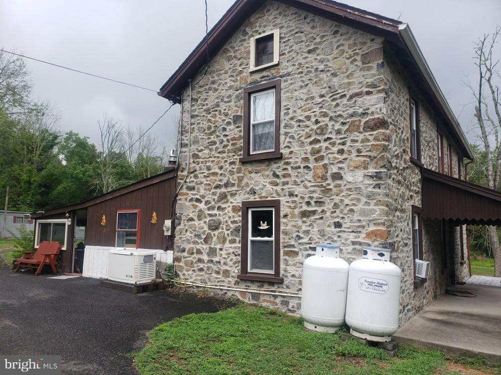 8. Residential for Sale at 2717 HILL Road Green Lane, Pennsylvania 18054 United States