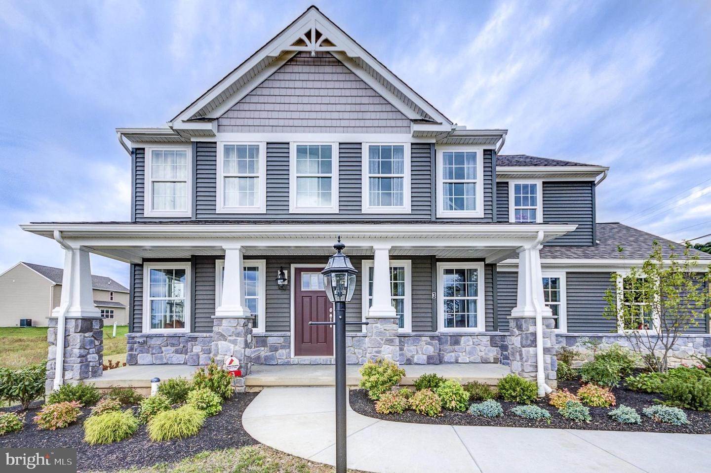 住宅 為 出售 在 333 CAMERON LN #WINDSOR PLAN Lititz, 賓夕法尼亞州 17543 美國