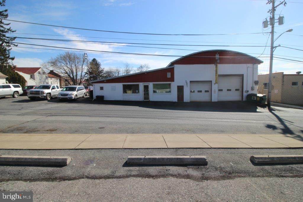 Commercial for Sale at 115 W 4TH Street Bernville, Pennsylvania 19506 United States
