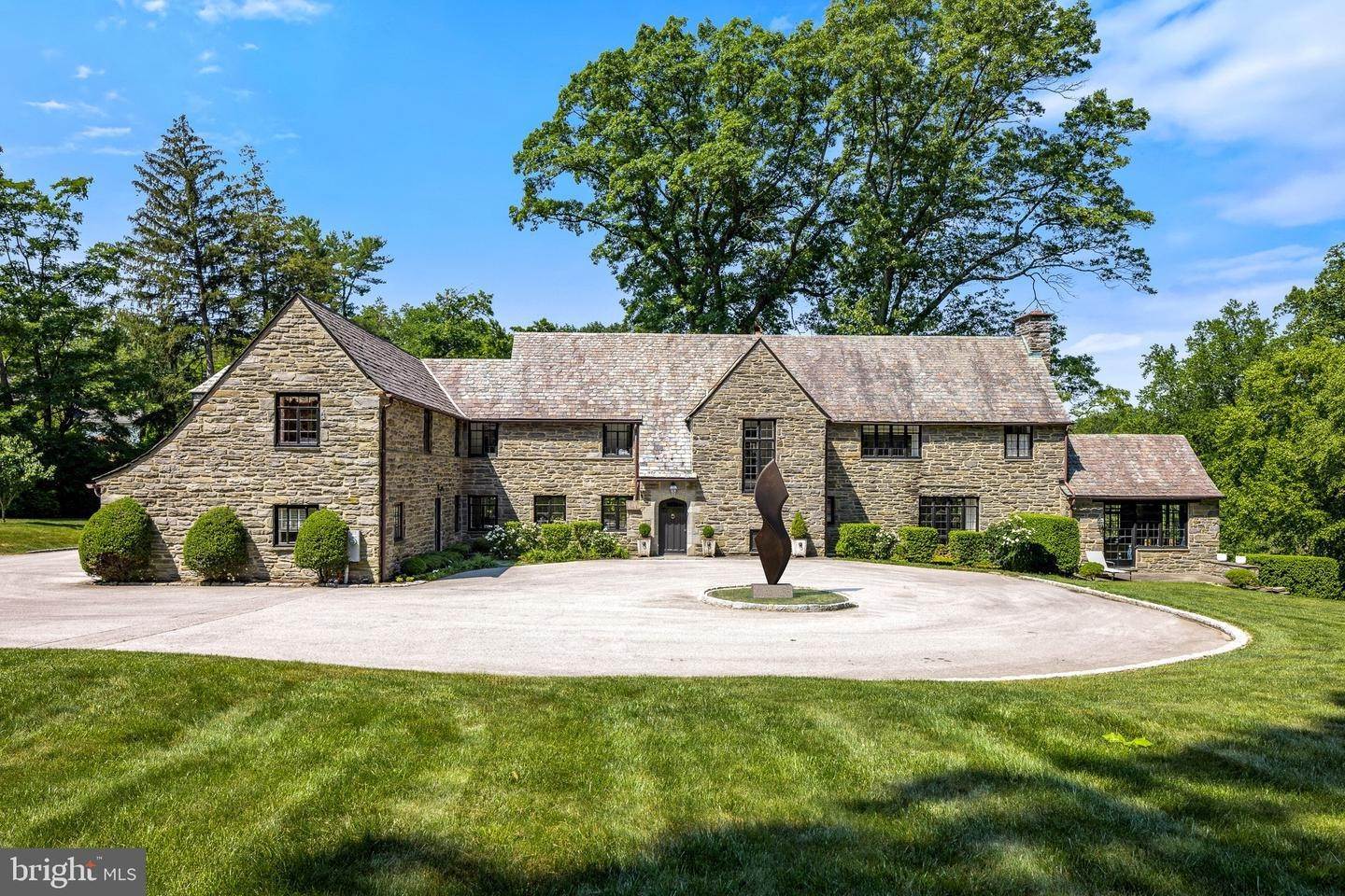 Residential for Sale at 1062 ROCK CREEK Road Bryn Mawr, Pennsylvania 19010 United States