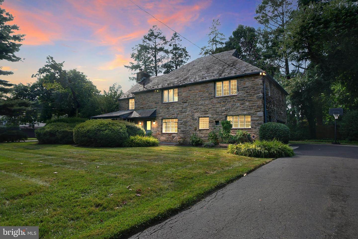 Residential for Sale at 8310 CEDAR Road Elkins Park, Pennsylvania 19027 United States