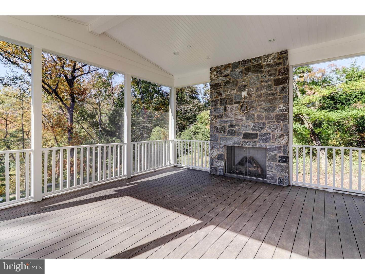 17. Residential for Sale at 27 DUNMINNING Road Newtown Square, Pennsylvania 19073 United States