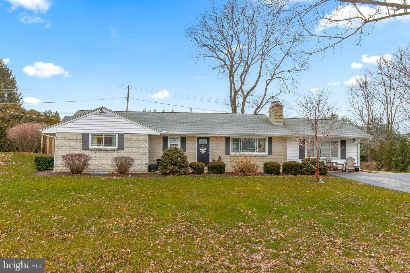 Residential for Sale at 115 E GLENN Road Hershey, Pennsylvania 17033 United States